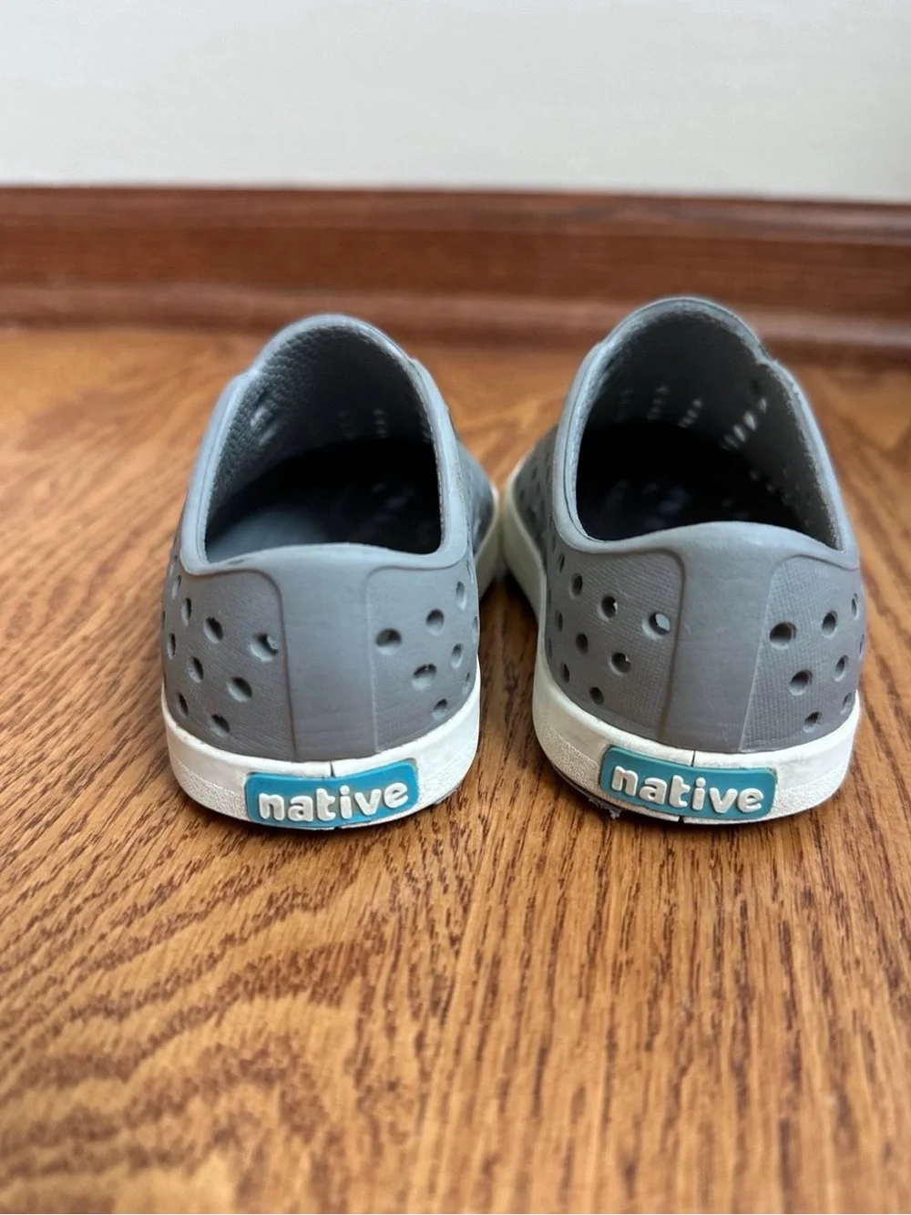 Native Jefferson Shoes Kids C7 Gray Slip-On